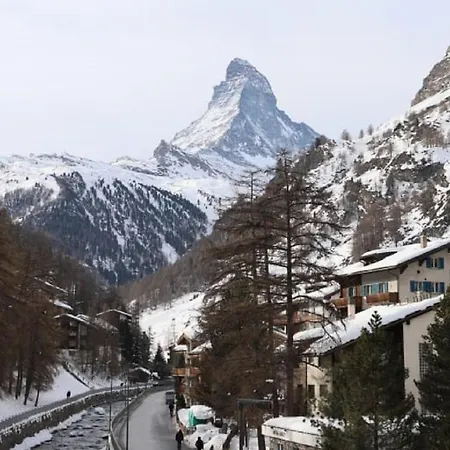 Phoenix - Haus Astral - *